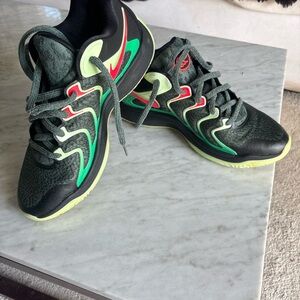 Nike Kids Black & Green Sneakers with Red Swoosh